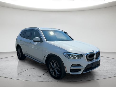 Used 2021 BMW X3 xDrive30i AWD/4WD image 3