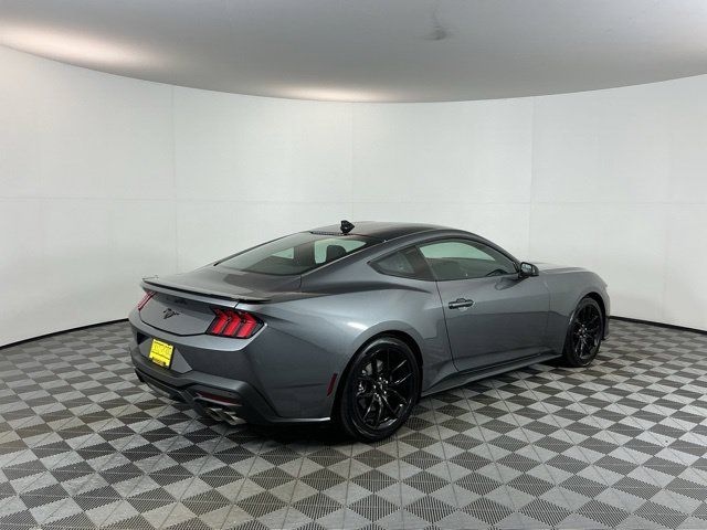 Used 2026 Ford Mustang Premium RWD image 5