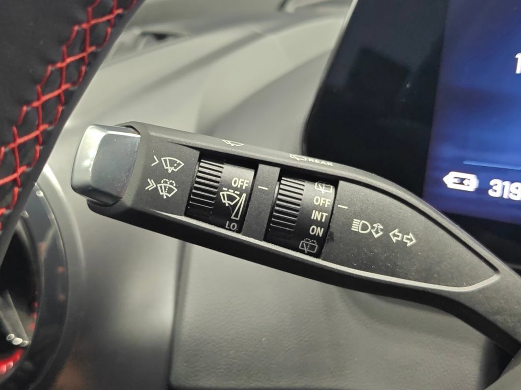 Used 2024 Chevrolet Equinox EV RS FWD image 10