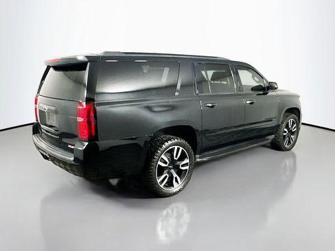 Used 2019 Chevrolet Suburban Premier image 7