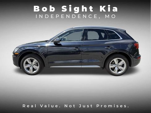 Used 2018 Audi Q5 2.0T Premium Plus w/ Premium Plus Package AWD/4WD image 6