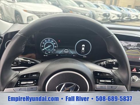 Used 2023 Hyundai Elantra Limited w/ Cargo Package FWD image 27