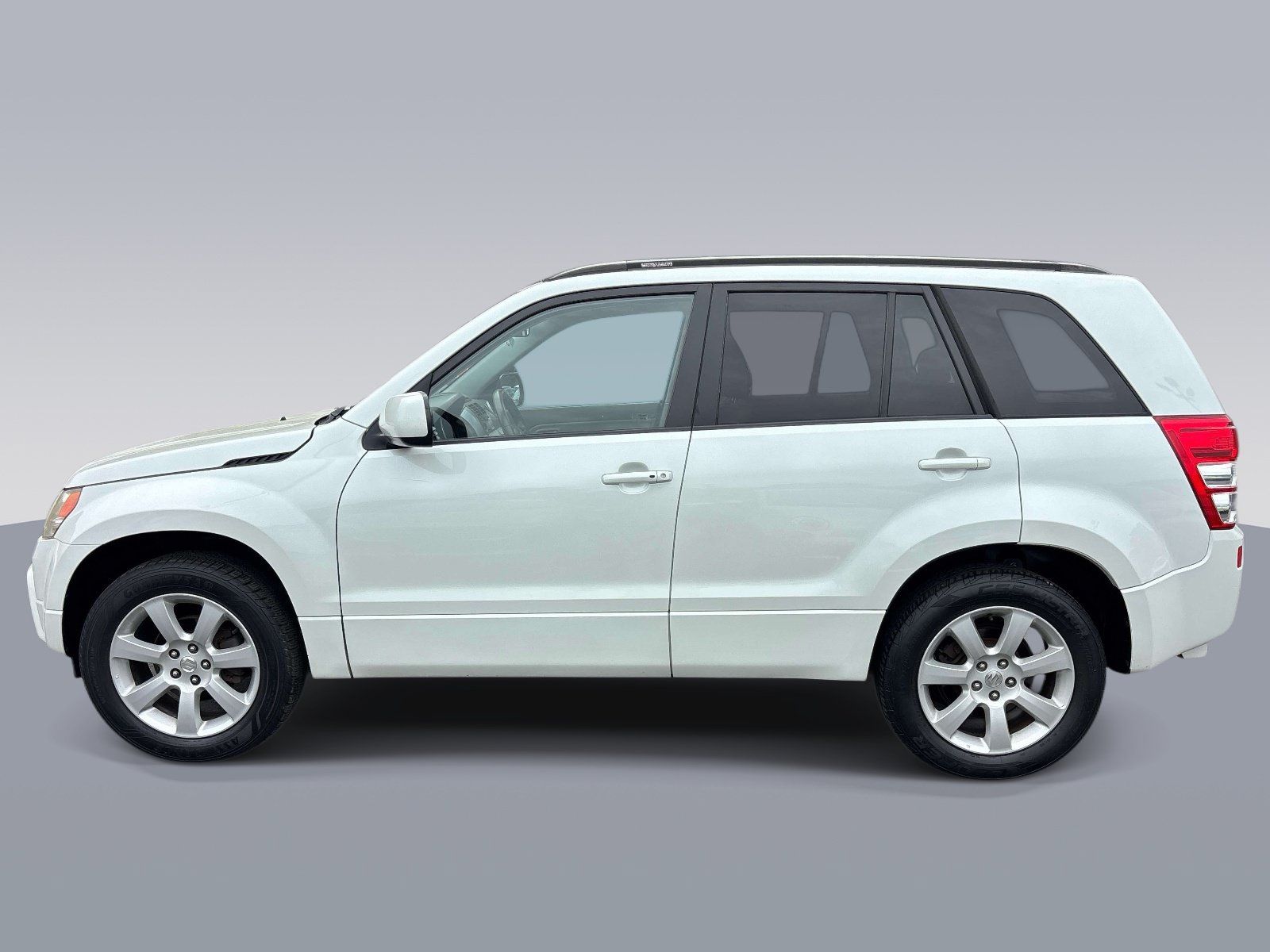Used 2012 Suzuki Grand Vitara Limited AWD/4WD image 4