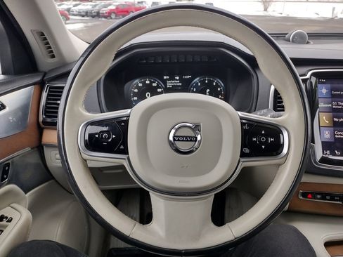 Used 2016 Volvo XC90 T6 Inscription image 23