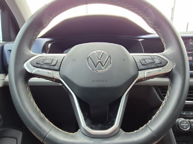 Used 2024 Volkswagen Taos SE w/ Panoramic Sunroof Package FWD image 20