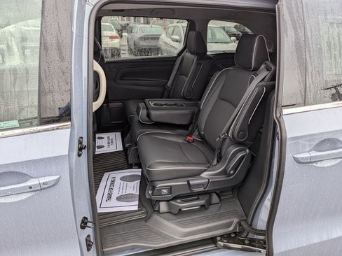 New 2026 Honda Odyssey Elite image 12