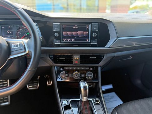 Used 2019 Volkswagen Jetta GLI FWD image 26