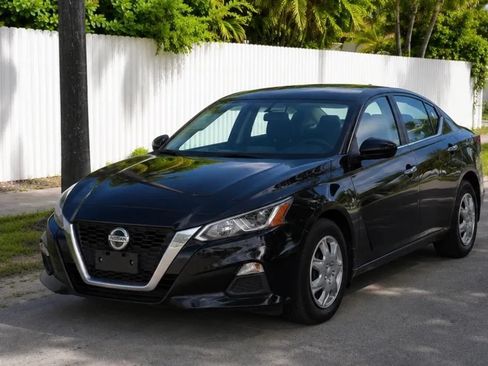 Used 2020 Nissan Altima 2.5 S FWD image 4