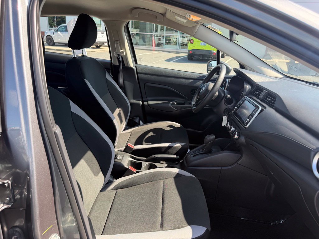 Used 2025 Nissan Versa S w/ Trunk Package FWD image 30