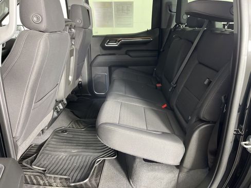 Used 2024 GMC Sierra 1500 Elevation image 13
