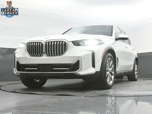 Certified 2024 BMW X5 xDrive50e w/ Executive Package AWD/4WD image 55
