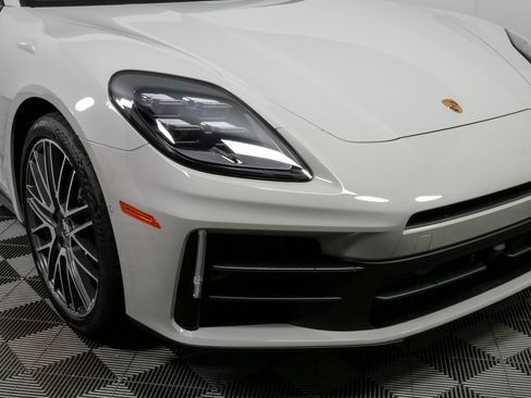 New 2026 Porsche Panamera RWD image 39
