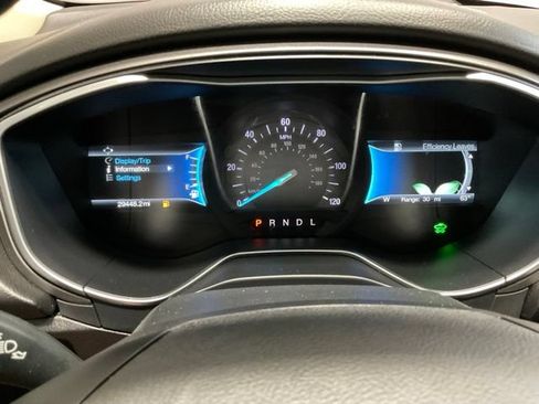 Used 2018 Ford Fusion S FWD image 32