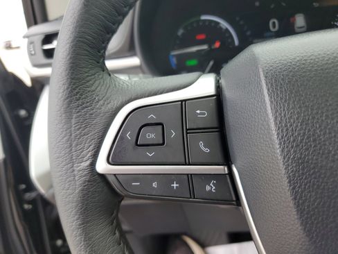 Certified 2025 Toyota Sienna XLE w/ XLE Plus Package AWD/4WD image 18