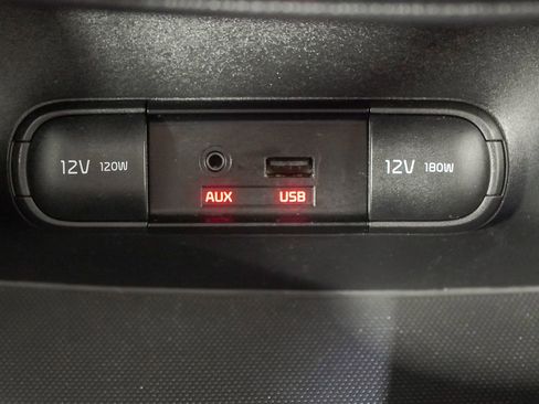 Used 2014 Kia Soul FWD image 29