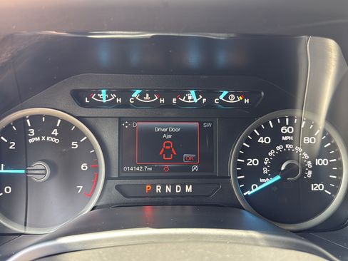 Used 2020 Ford F150 XLT w/ Equipment Group 302A Luxury AWD/4WD image 19