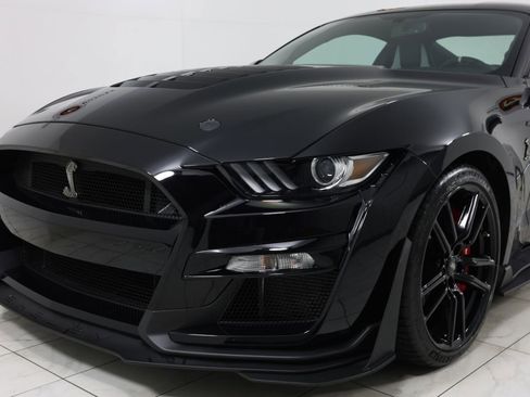 Used 2020 Ford Mustang Shelby GT500 w/ Technology Package RWD image 44