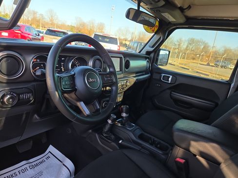 Used 2020 Jeep Wrangler Sport image 7