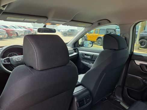 Used 2018 Honda CR-V LX image 19