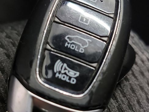 Used 2019 Hyundai Santa Fe SEL image 31