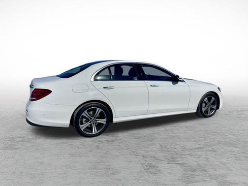 Used 2020 Mercedes-Benz E 350 4MATIC Sedan image 7