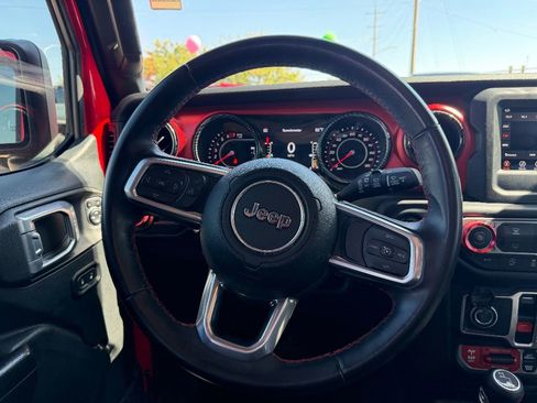 Used 2021 Jeep Wrangler Unlimited Rubicon image 9