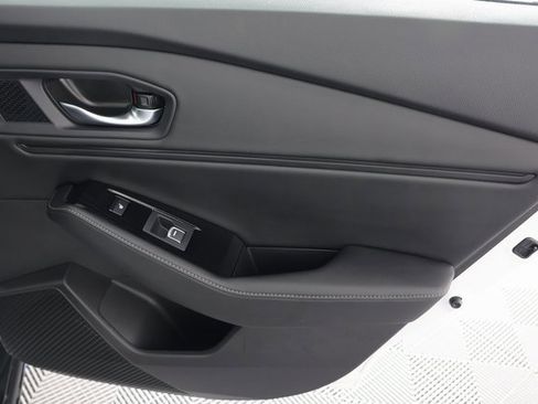 Used 2025 Honda Accord Touring image 29