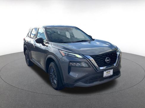 Used 2023 Nissan Rogue S image 1