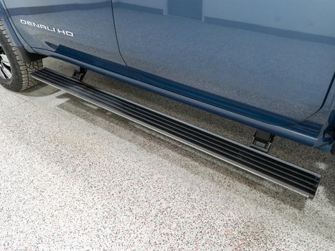 Used 2026 GMC Sierra 2500 Denali w/ Denali Reserve Package image 13