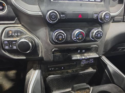 Used 2019 RAM 1500 Big Horn AWD/4WD image 9