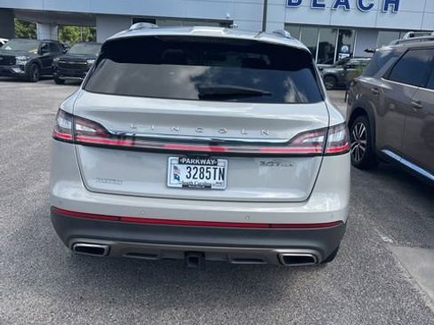 Used 2020 Lincoln Nautilus Reserve w/ Equipment Group 202A AWD/4WD image 5