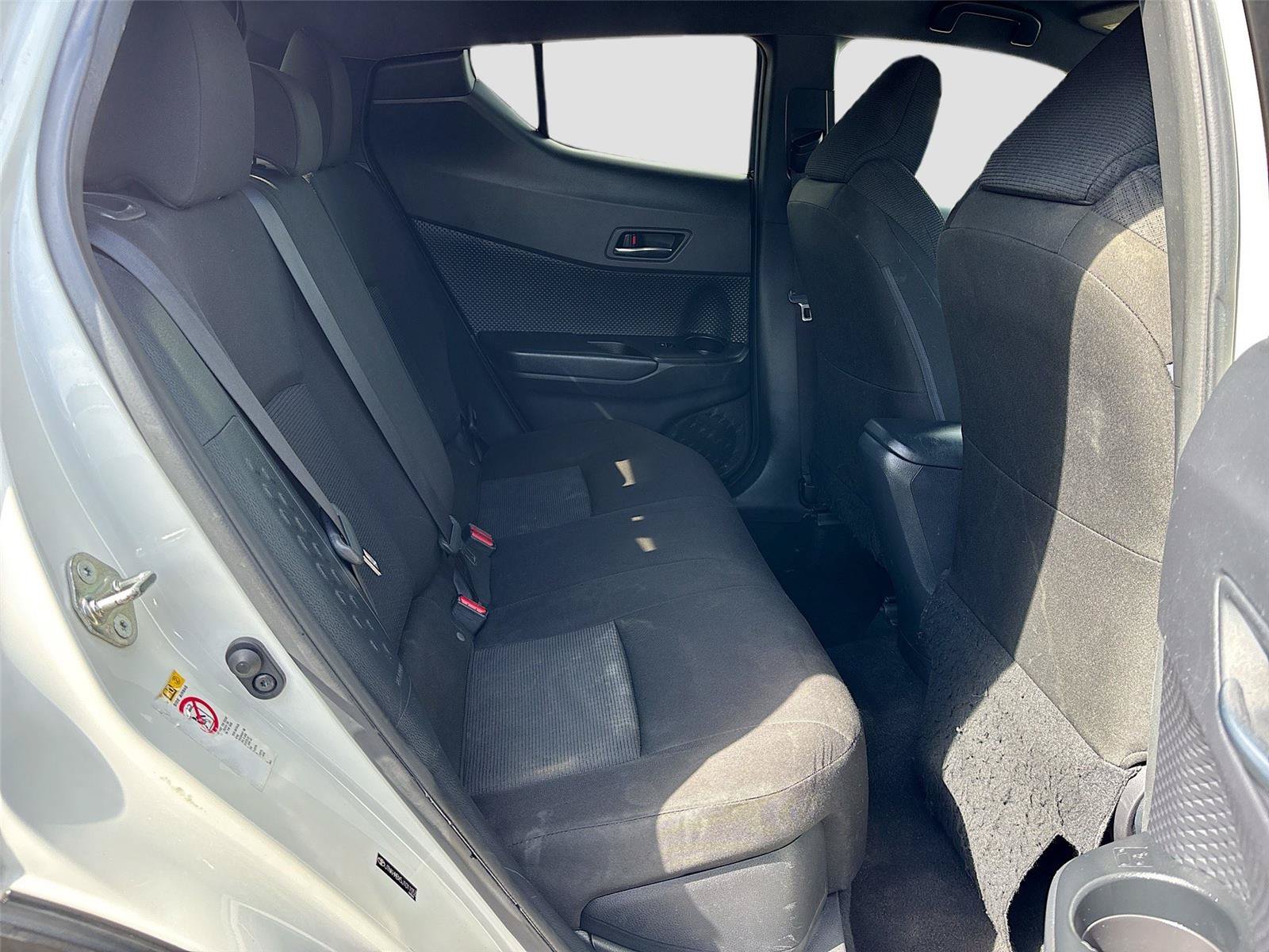 Used 2018 Toyota C-HR XLE FWD image 25