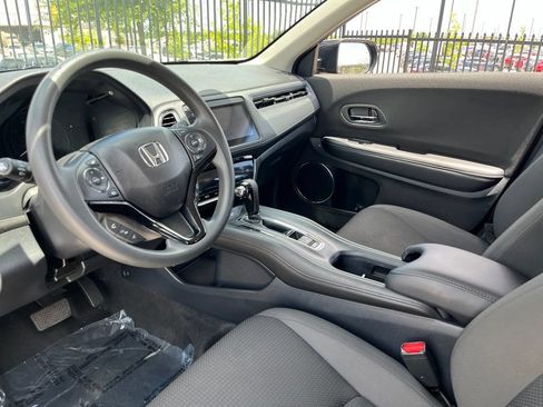 Used 2022 Honda HR-V EX image 16