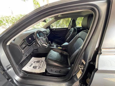 Used 2022 Volkswagen Jetta SEL FWD image 5