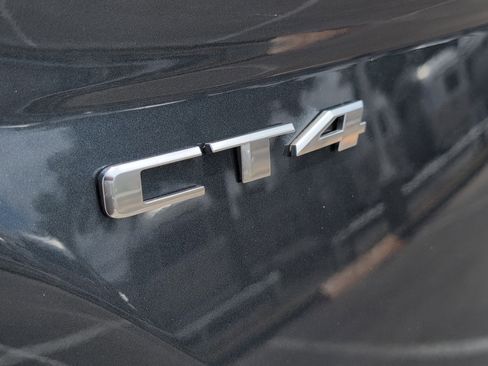 Used 2020 Cadillac XT4 Premium Luxury FWD image 10