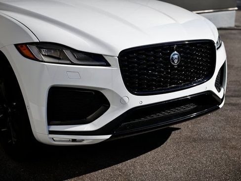 New 2026 Jaguar F-PACE R-Dynamic S image 6