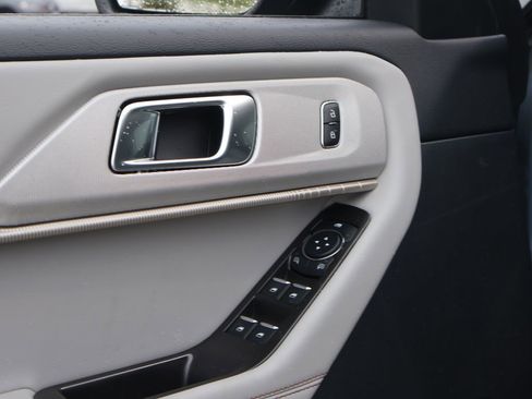 New 2026 Ford Explorer Active AWD/4WD image 23