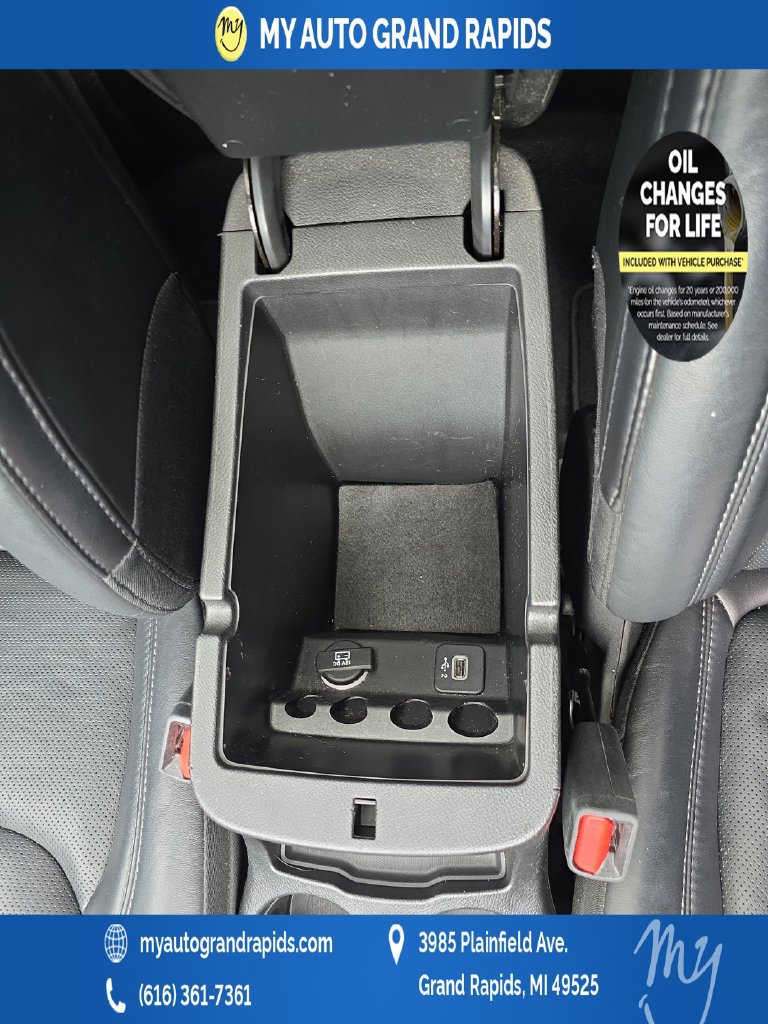 Used 2019 Jeep Cherokee Limited AWD/4WD image 28