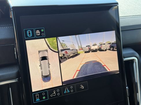 Used 2025 GMC Yukon Denali image 21