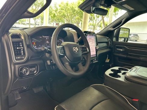 Used 2026 RAM 2500 Laramie AWD/4WD image 6