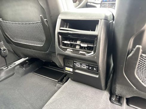 Certified 2023 Jeep Grand Cherokee Limited AWD/4WD image 13