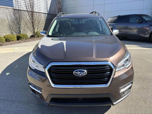 Used 2019 Subaru Ascent Touring w/ Popular Package #2A image 2