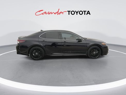 Used 2023 Toyota Camry XSE image 9