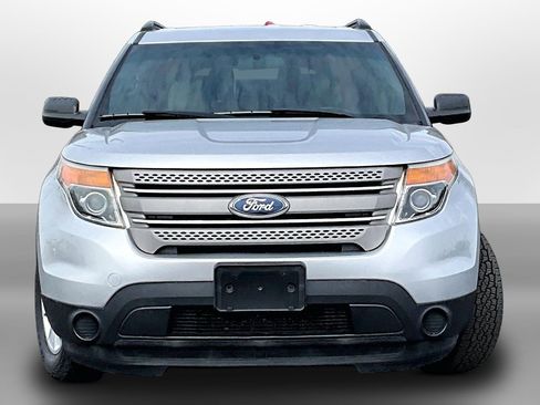 Used 2014 Ford Explorer FWD image 3