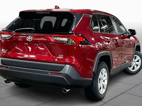 Certified 2022 Toyota RAV4 LE image 12