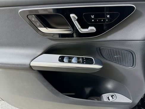 New 2026 Mercedes-Benz GLC 43 AMG 4MATIC image 18