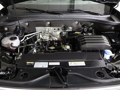 Used 2024 Volkswagen Atlas Cross Sport SEL image 23