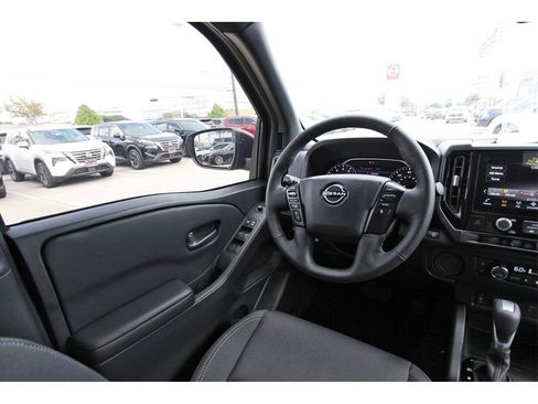 New 2026 Nissan Frontier SV w/ SV Convenience Package image 6