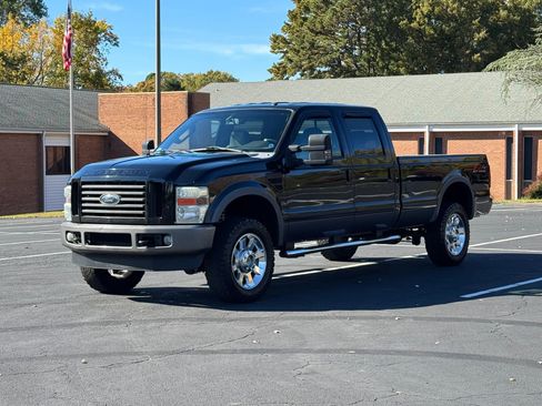 Used 2009 Ford F350 Harley-Davidson image 1