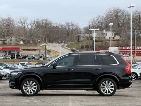 Used 2018 Volvo XC90 T6 Momentum w/ Convenience Package image 5